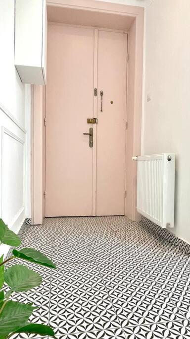 Apartament The General's